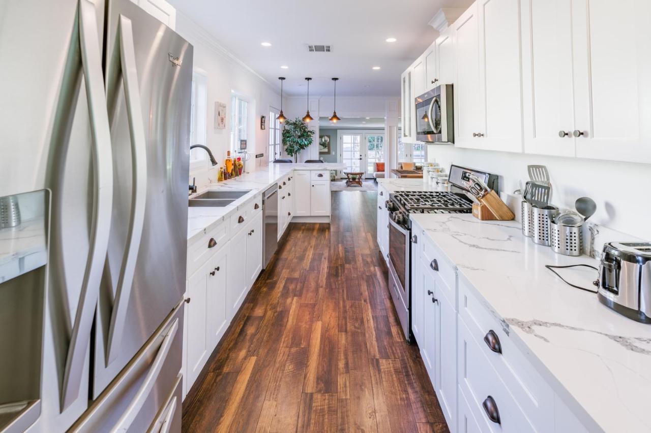 Le Bleu House - Newly Designed 3br House & Pool By Topanga Holiday home